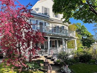 11 Harlow St #2 Arlington, MA 02474