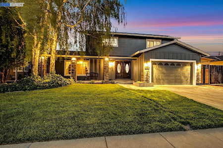 4655 Sierrawood Ln Pleasanton, CA 94588