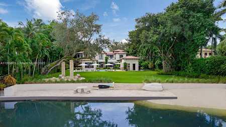 5275 Hammock Dr Coral Gables, FL 33156