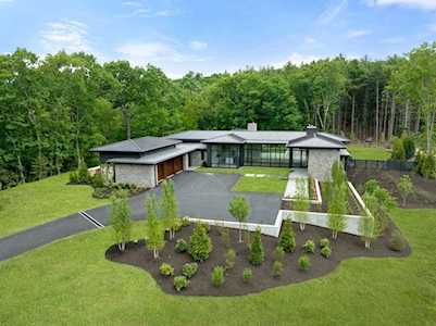 75 Scotch Pine Rd Weston, MA 02493