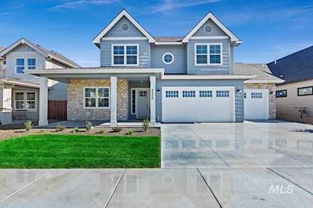 6806 N Willowside Ave Meridian, ID 83646