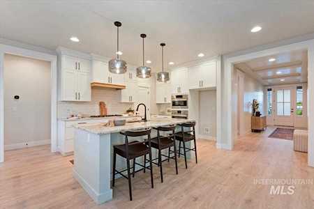 8132 Fountain Brook St. Middleton, ID 83644