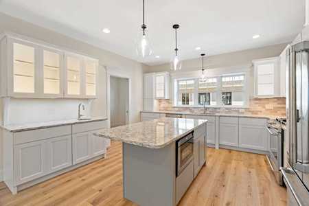 50 Cate St #13 Portsmouth, NH 03801