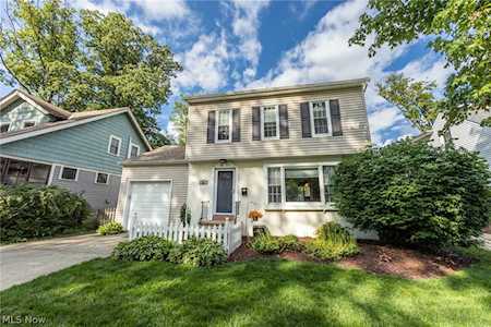 456 Elmwood Rd Bay Village, OH 44140