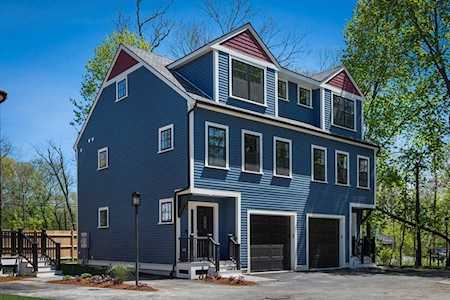 107 Dodge St #D Beverly, MA 01915