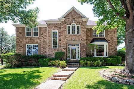 2000 Mulberry Way Irving, TX 75063