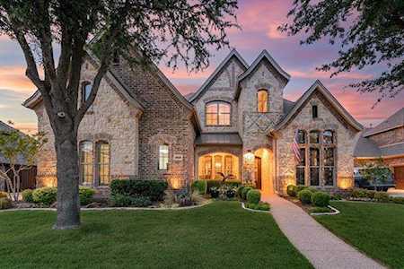 8949 Glendara Drive North Richland Hills, TX 76182