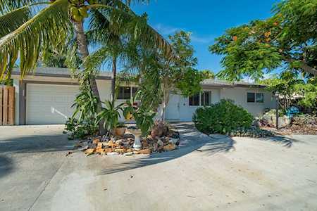 307 SW 13th Avenue Boynton Beach, FL 33435