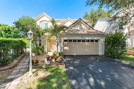 3724 Wilderness Way Coral Springs, FL 33065