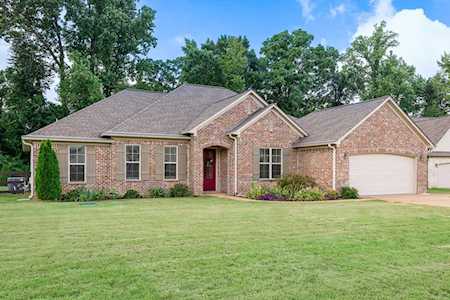97 Ellen Cv Atoka, TN 38004