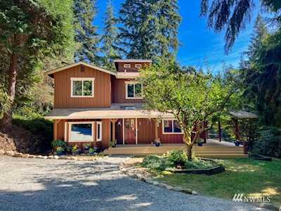 11501 296th Ave NE Carnation, WA 98014