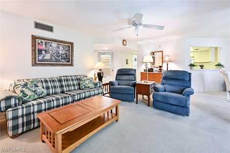 592 Beachwalk Cir #N-203 Naples, FL 34108