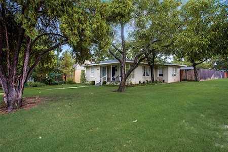 2100 Thomas Place Fort Worth, TX 76107