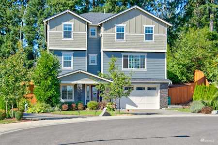8402 121st Place SE Newcastle, WA 98056
