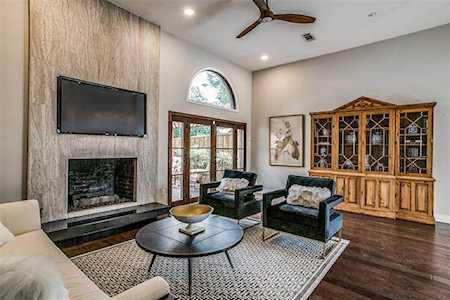 9146 Cochran Heights Drive Dallas, TX 75220