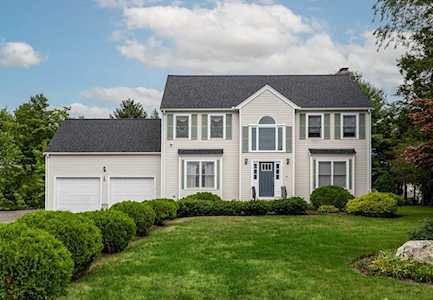 30 Edward Kelleher Dr Stoughton, MA 02072