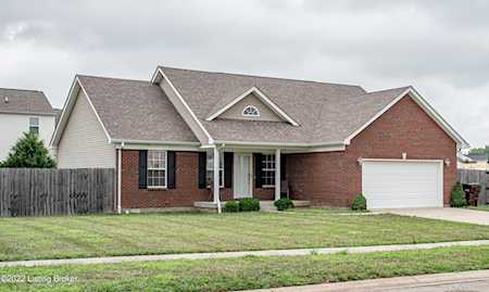 298 Eagle Feather St Mt Washington, KY 40047