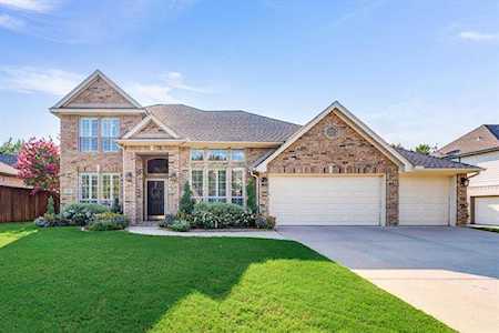 2719 Cliffwood Drive Grapevine, TX 76051