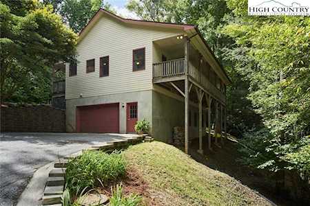 170 Fair Acres Ln Blowing Rock, NC 28605