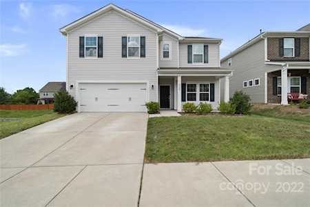 4320 Staffordshire Ln Charlotte, NC 28213
