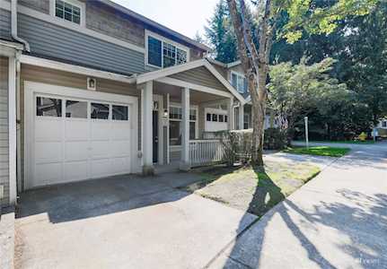 9502 179th Place NE #2 Redmond, WA 98052