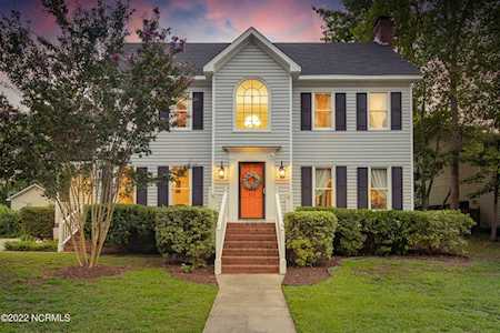 313 Brookside Drive Greenville, NC 27858