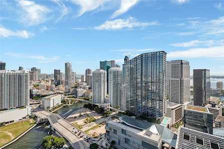 88 SW 7th St #3411 Miami, FL 33130