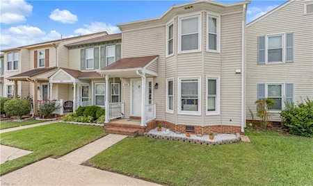 820 Federal Ct Virginia Beach, VA 23462