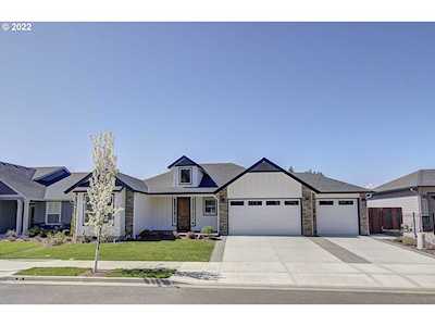2904 NE 4th AVE Battle Ground, WA 98604