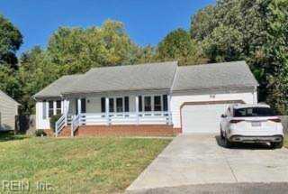 3405 S Bernies Ct Chesapeake, VA 23321