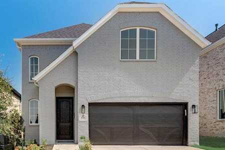 1721 Dartmoor Drive Carrollton, TX 75010