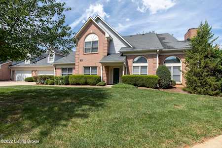 2902 Hunters Branch Dr Louisville, KY 40241