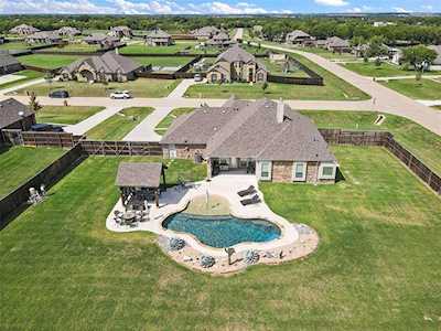 8870 Etta Court Waxahachie, TX 75167