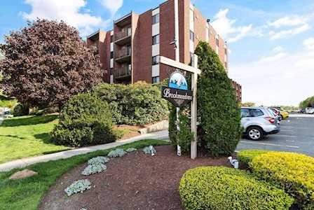 131 Franklin St #205 Stoneham, MA 02180
