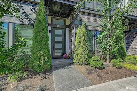 759 4th Ave NW #10 Issaquah, WA 98027