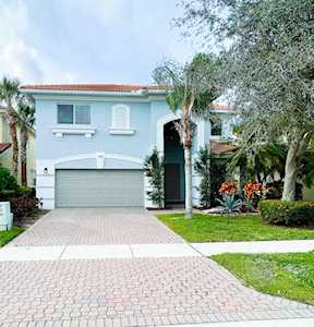 9048 Silver Glen Way Lake Worth, FL 33467