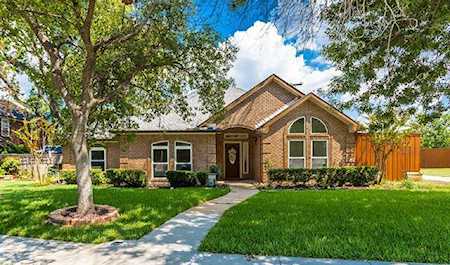 449 Sandy Knoll Drive Coppell, TX 75019