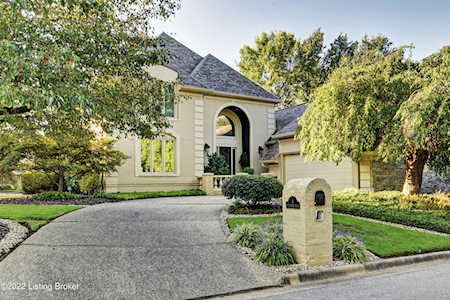 4 Muirfield Pl Louisville, KY 40222