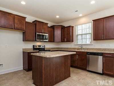 86 Red Cardinal Way #142 Angier, NC 27501