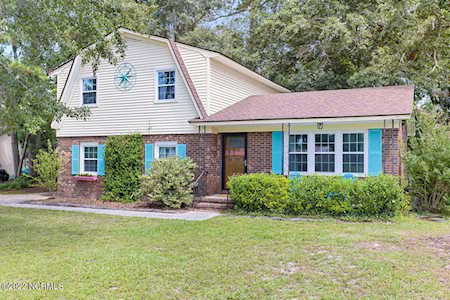 26 Twin Oaks Drive Wilmington, NC 28429