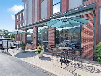 1 Envelope Terr #302 Worcester, MA 01604