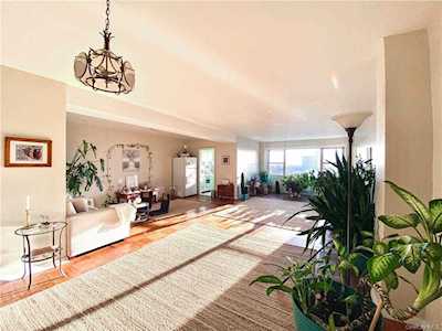 750 Kappock Street #1208 Bronx, NY 10463