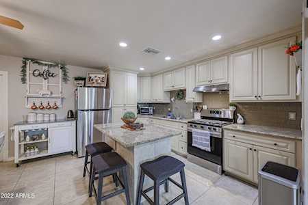 8141 W Clarendon Avenue Phoenix, AZ 85033