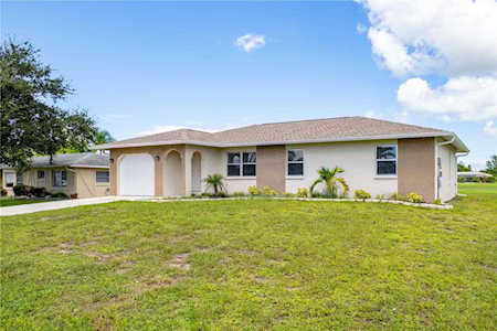 28 Caddy Rd Rotonda West, FL 33947