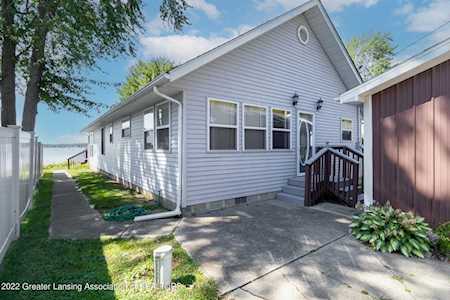 1161 N Shore Dr Springport, MI 49284