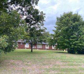 9040 Forest Lawn Dr Brentwood, TN 37027