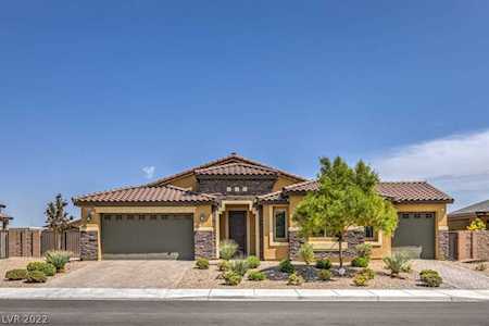 5048 Maverick St Las Vegas, NV 89130
