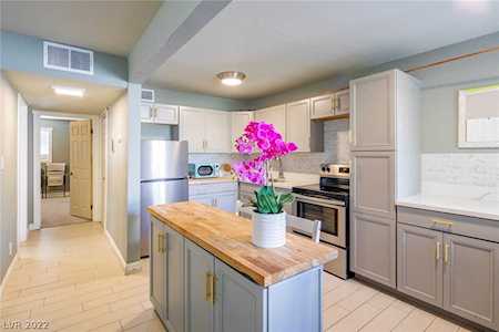 304 Orland St #38 Las Vegas, NV 89107