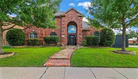 1300 Charleston Drive Allen, TX 75002