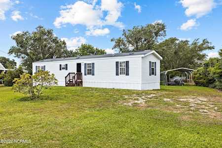 137 Shackleford Drive Harkers Island, NC 28531